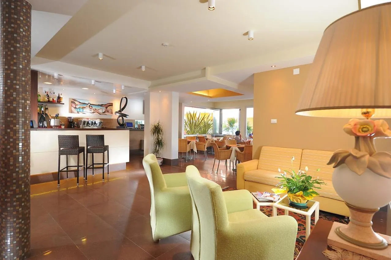 Hotel Lilia Lido di Jesolo 3*,